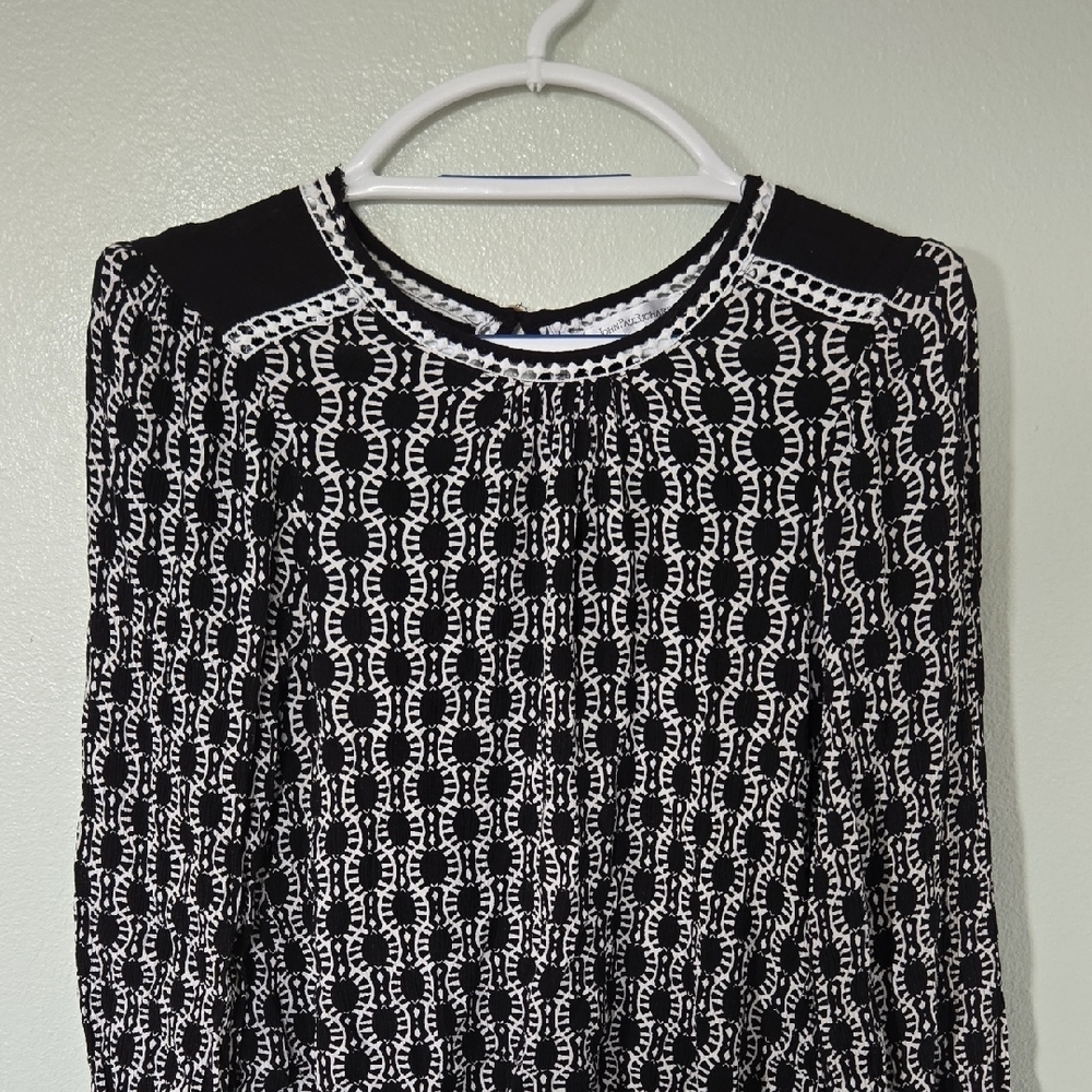John Paul Richard | Black And White Long Sleeve Blouse Size Medium